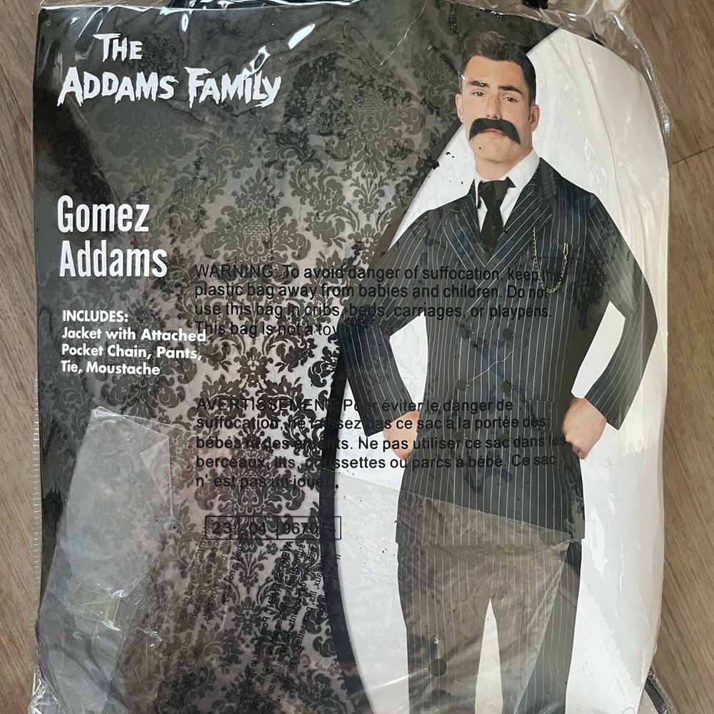 Gomez Addams Costume with Jacket and Tie